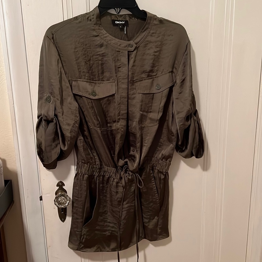 DKNY blouse size medium  classy